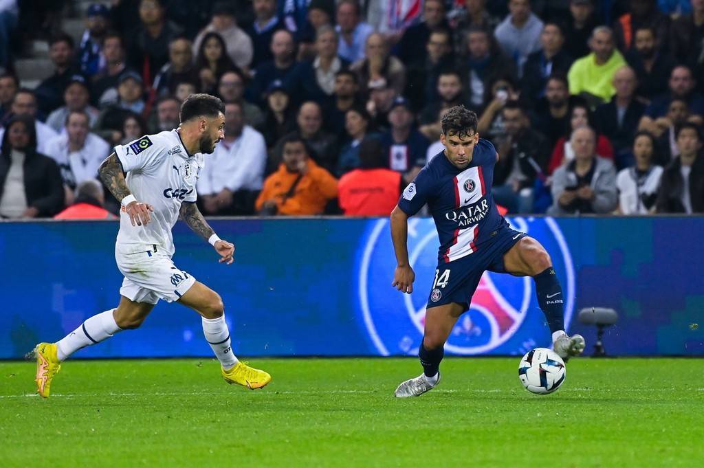 乐鱼体育平台app下载-包含法甲激烈争夺，战术变化不断，比赛高潮不断的词条