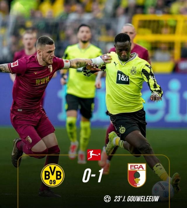 “德甲豪门展开追击战，联盟竞争激烈”的简单介绍