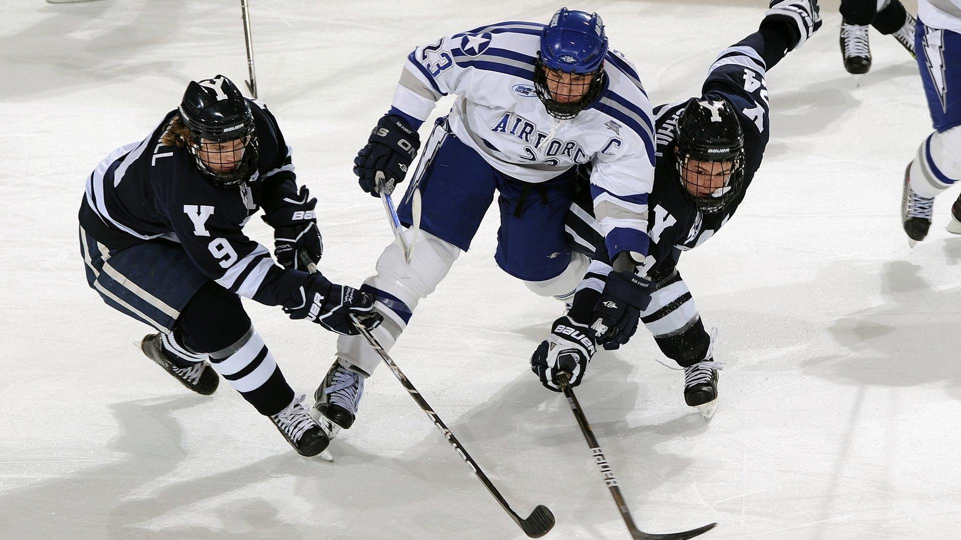 乐鱼体育网址-“弯道飞跃：漂移与速度的完美结合”，弯道跑的技术原理是什么