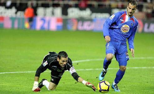 乐鱼体育：西甲埃尔切的防守体系与改进空间的简单介绍