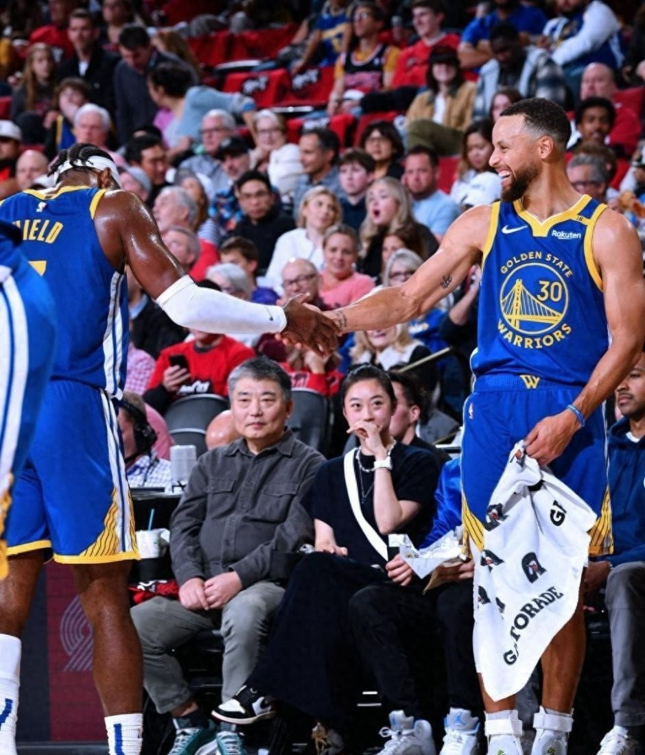 关于乐鱼体育：勇士队战术调整：科尔计划增加普林斯顿进攻战术的信息