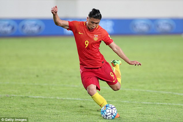 关于乐鱼体育:湖人队交易市场上的潜在交易：谁能成为球队的最后一块拼图？的信息